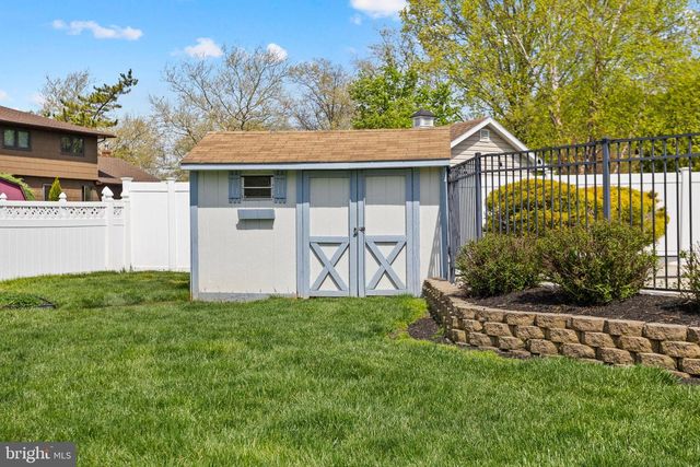 3 MASON CT, Hamilton, NJ 08690