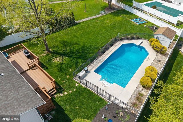 3 MASON CT, Hamilton, NJ 08690