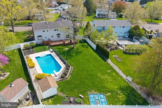 3 MASON CT, Hamilton, NJ 08690