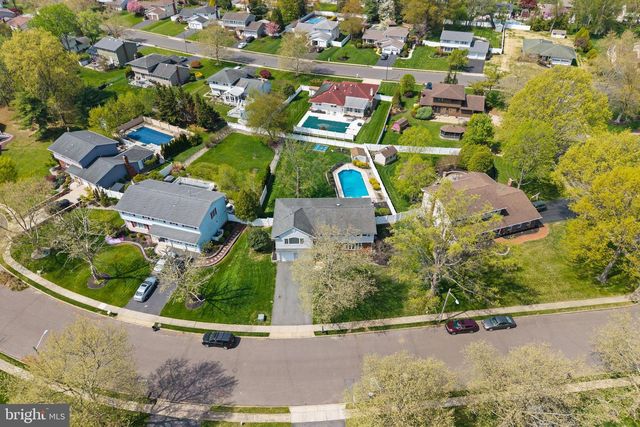 3 MASON CT, Hamilton, NJ 08690