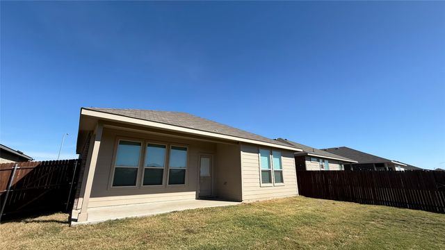 8529 Centerboard Lane, Fort Worth, TX 76179