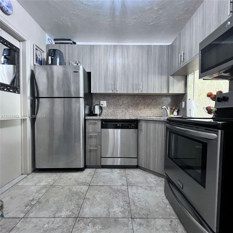 1801 S Ocean Dr 536, Hallandale Beach, FL 33009