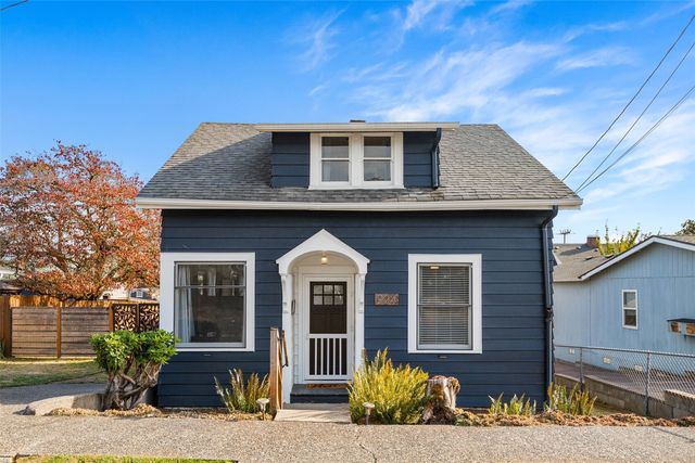 924 NE 2nd Avenue, Camas, WA 98607