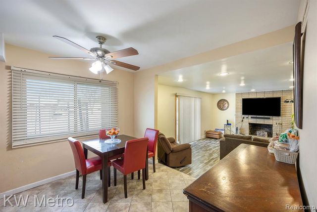 29370 Stellamar Drive, Southfield, MI 48076