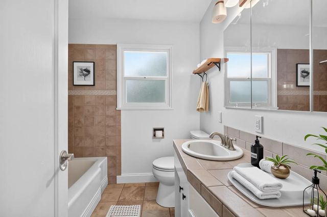 58 W Mckenzie Ave, Stockton, CA 95204