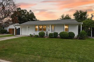 58 W Mckenzie Ave, Stockton, CA 95204