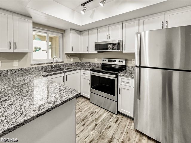 18660 Miami BLVD, Fort Myers, FL 33967