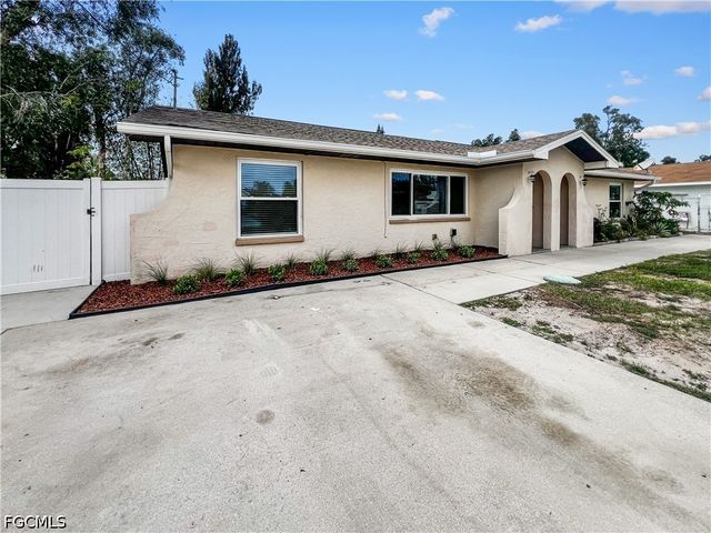 18660 Miami BLVD, Fort Myers, FL 33967