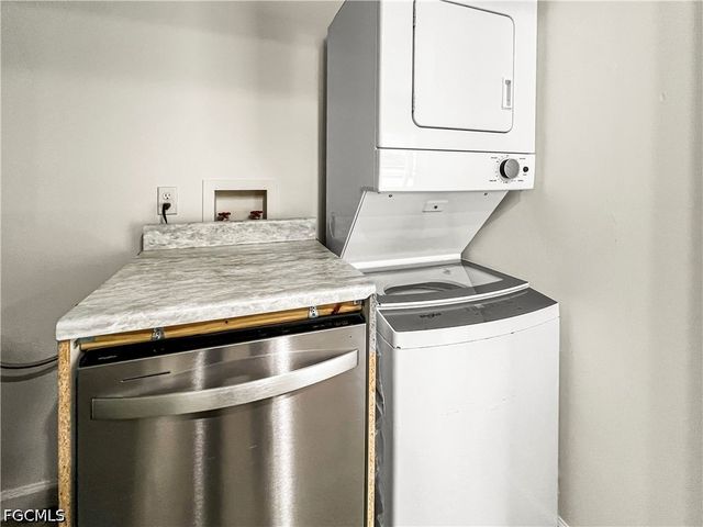 18660 Miami BLVD, Fort Myers, FL 33967