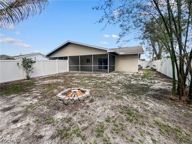 18660 Miami BLVD, Fort Myers, FL 33967
