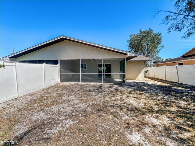 18660 Miami BLVD, Fort Myers, FL 33967