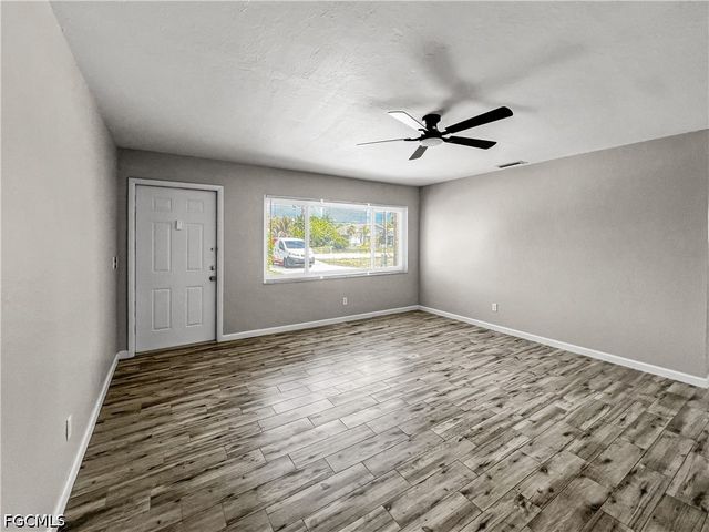 18660 Miami BLVD, Fort Myers, FL 33967