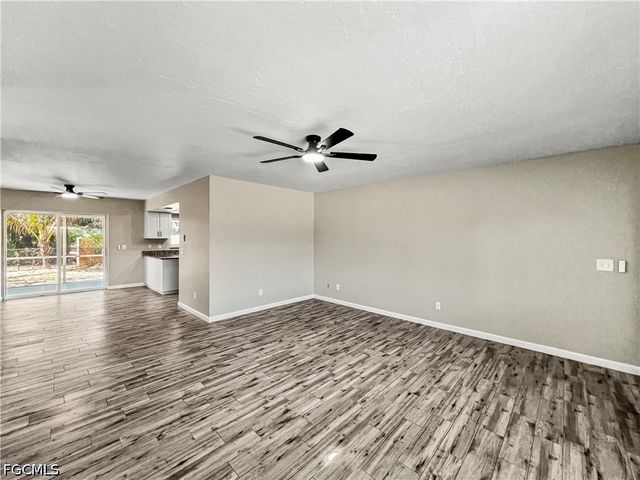 18660 Miami BLVD, Fort Myers, FL 33967