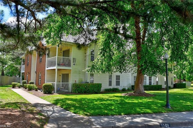 1311 Ivywood RD, Virginia Beach, VA 23453