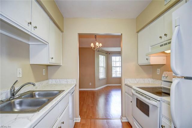 1311 Ivywood RD, Virginia Beach, VA 23453