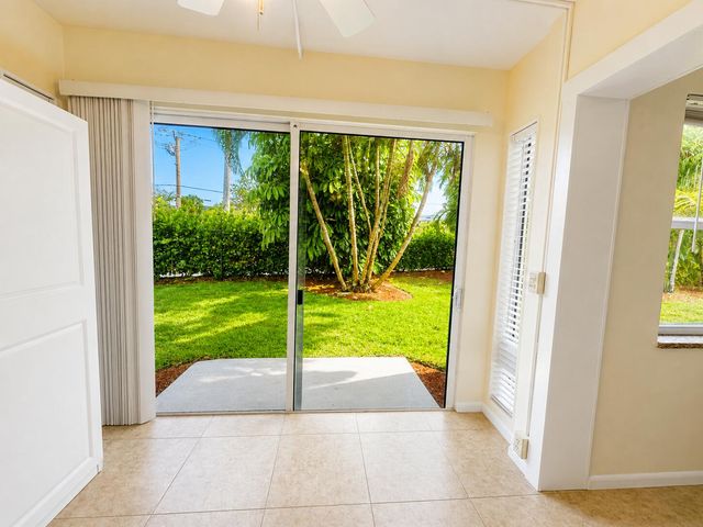 25 Colonial Club Drive 101, Boynton Beach, FL 33435