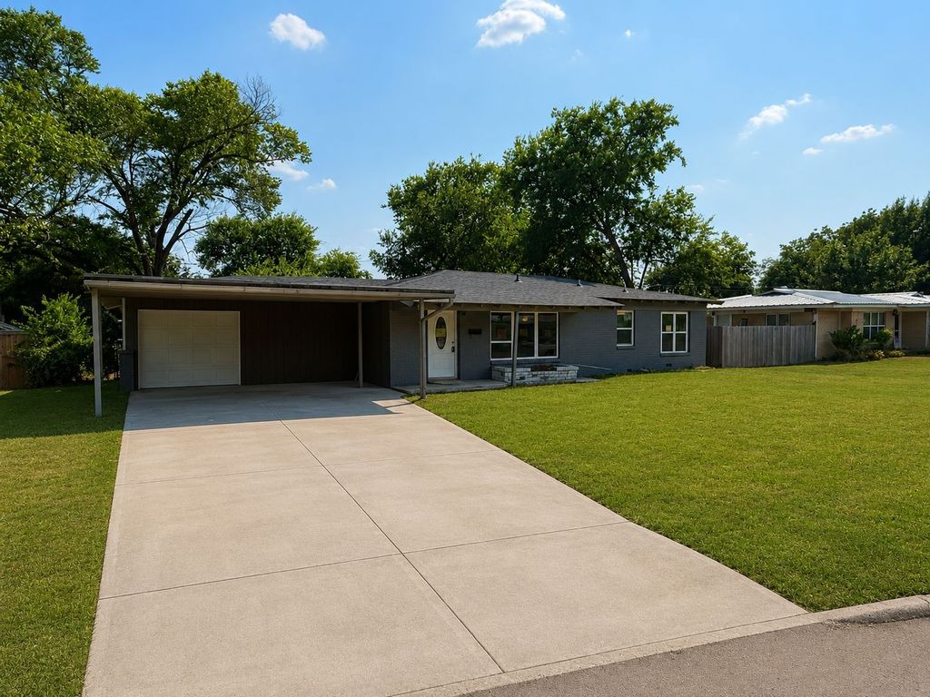 6614 Bridges Avenue, Richland Hills, TX 76118 — exterior