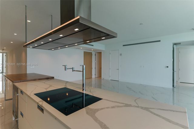 15701 Collins Avenue 702, Sunny Isles Beach, FL 33160