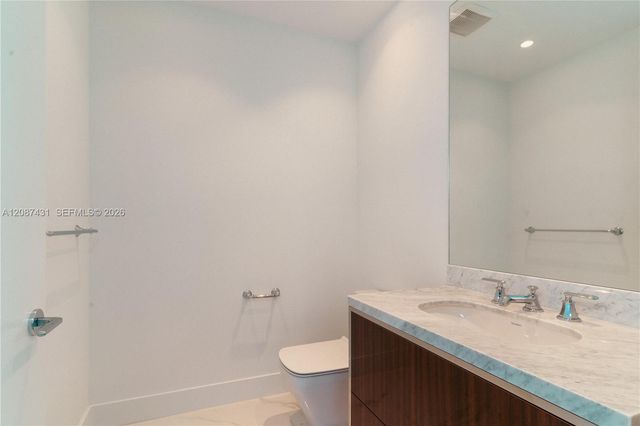 15701 Collins Avenue 702, Sunny Isles Beach, FL 33160