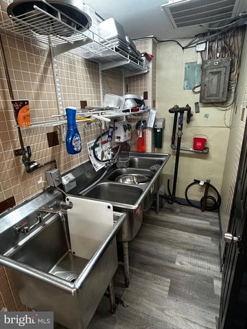 4655 BENSON ST, Philadelphia, PA 19136