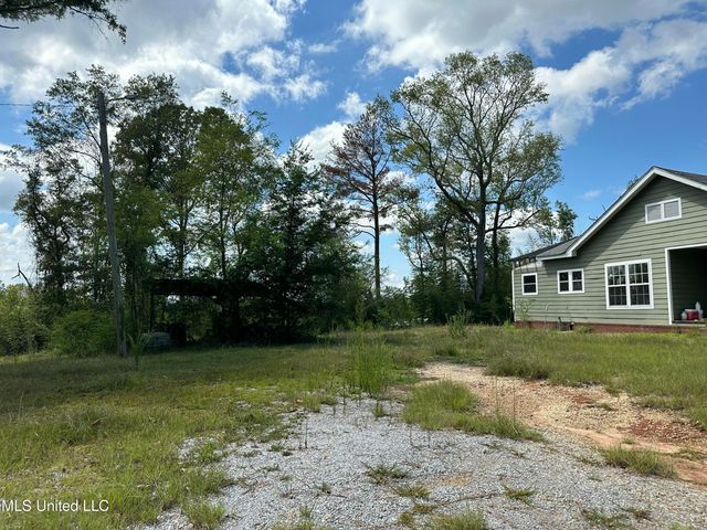 4393 County Road 470, Meridian, MS 39301