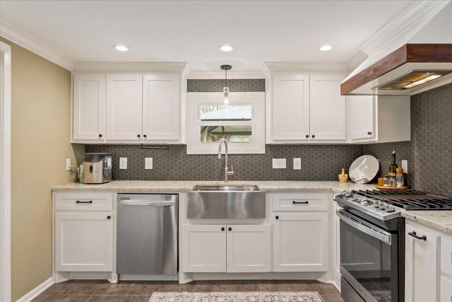 2209 N 52nd Street, Waco, TX 76710