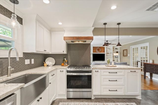 2209 N 52nd Street, Waco, TX 76710