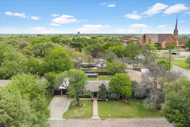 2209 N 52nd Street, Waco, TX 76710