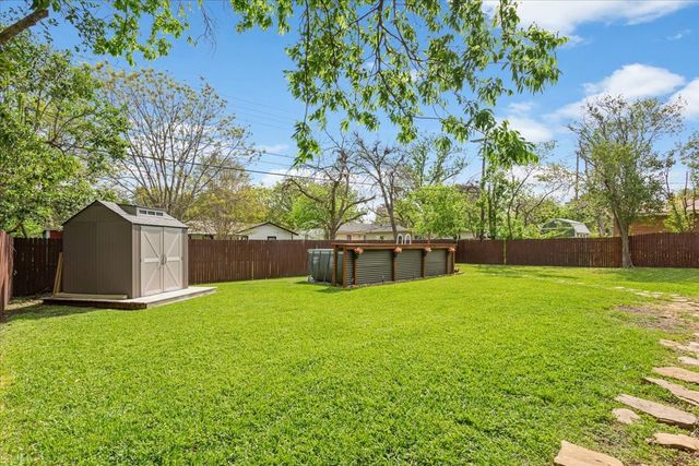 2209 N 52nd Street, Waco, TX 76710