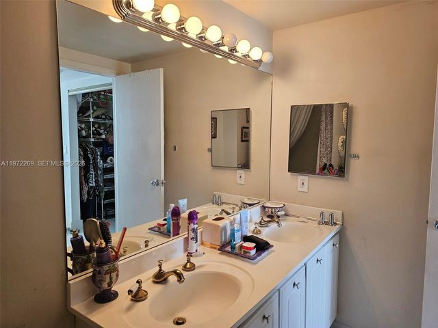 3850 Washington Street 516, Hollywood, FL 33021