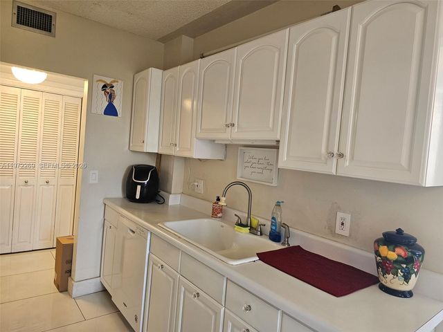 3850 Washington Street 516, Hollywood, FL 33021