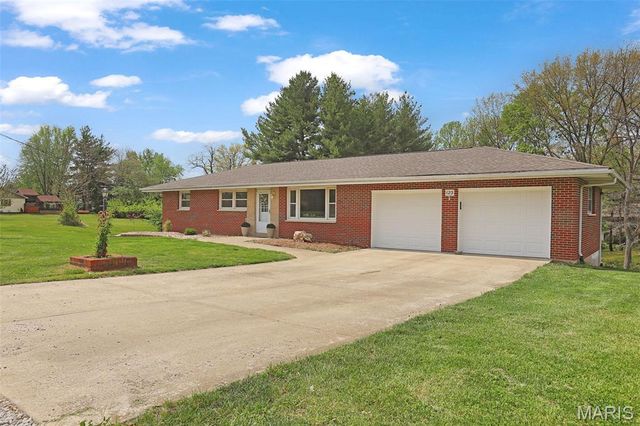 123 Park Drive, Edwardsville, IL 62025