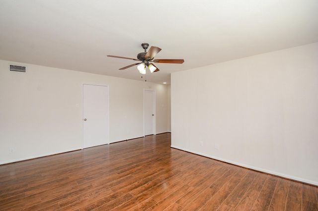 13282 Trail Hollow Drive, Houston, TX 77079