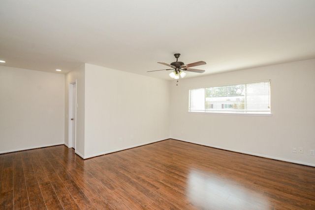 13282 Trail Hollow Drive, Houston, TX 77079