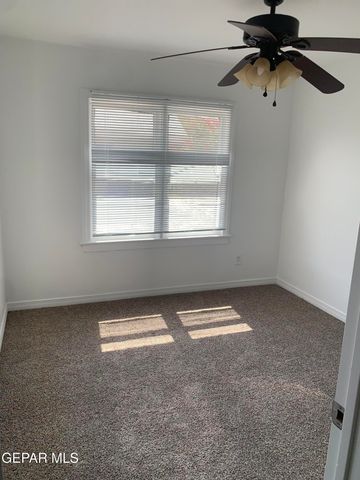 423 N CAROLINA Drive, El Paso, TX 79915