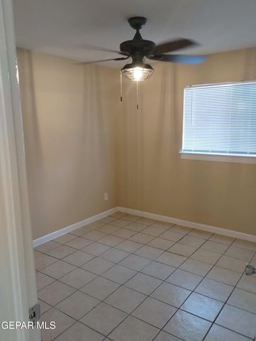 423 N CAROLINA Drive, El Paso, TX 79915