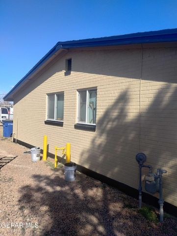 423 N CAROLINA Drive, El Paso, TX 79915