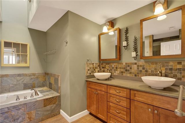 310 Sea Pines CT, Virginia Beach, VA 23451