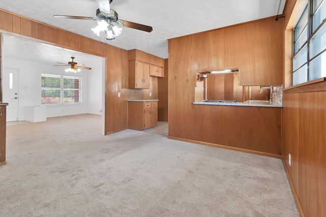 2711 W Morton Street, Denison, TX 75020