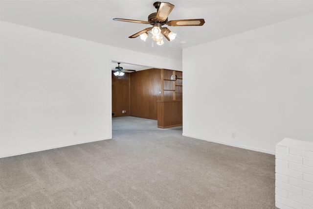 2711 W Morton Street, Denison, TX 75020