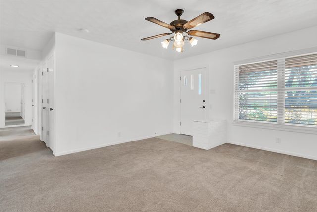 2711 W Morton Street, Denison, TX 75020