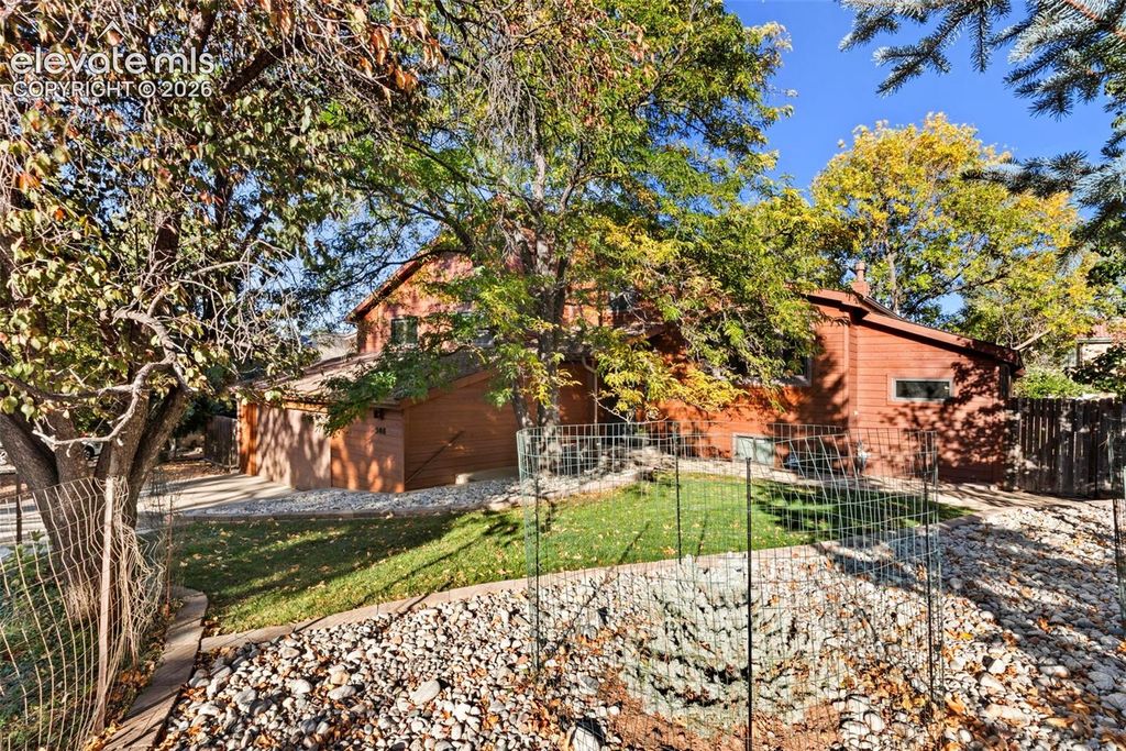 508 Crystal Hills Boulevard, Manitou Springs, CO 80829 — photo 2