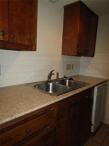 808 Ramble LN, Austin, TX 78745