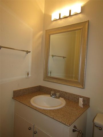 808 Ramble LN, Austin, TX 78745