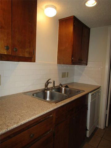 808 Ramble LN, Austin, TX 78745