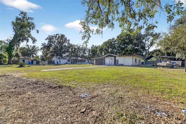 1748 E WHEELER ROAD, Seffner, FL 33584