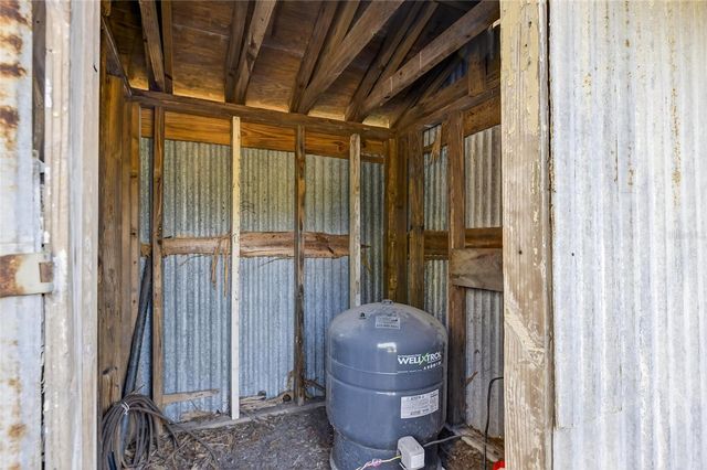 1748 E WHEELER ROAD, Seffner, FL 33584