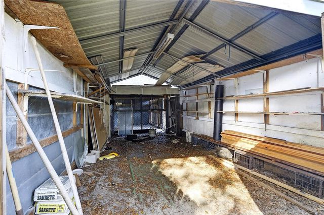 1748 E WHEELER ROAD, Seffner, FL 33584