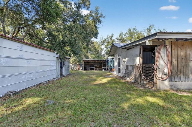 1748 E WHEELER ROAD, Seffner, FL 33584