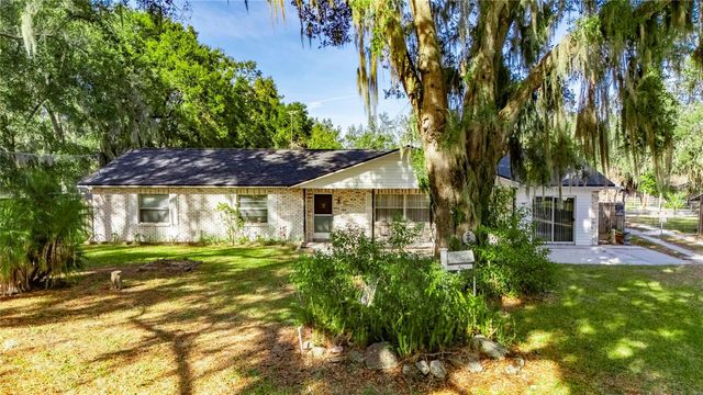 1748 E WHEELER ROAD, Seffner, FL 33584